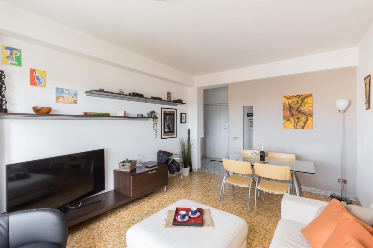 Amoretti Apartment, 6 Persone, 3 Camere, 2 Bagni, Balcone, Wi-Fi, Metro B Monti Tiburtini Rome Luaran gambar