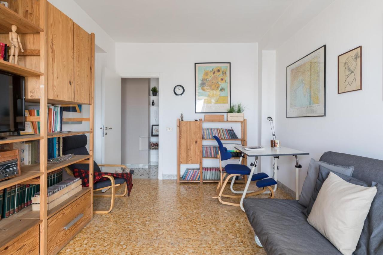 Amoretti Apartment, 6 Persone, 3 Camere, 2 Bagni, Balcone, Wi-Fi, Metro B Monti Tiburtini Rome Luaran gambar