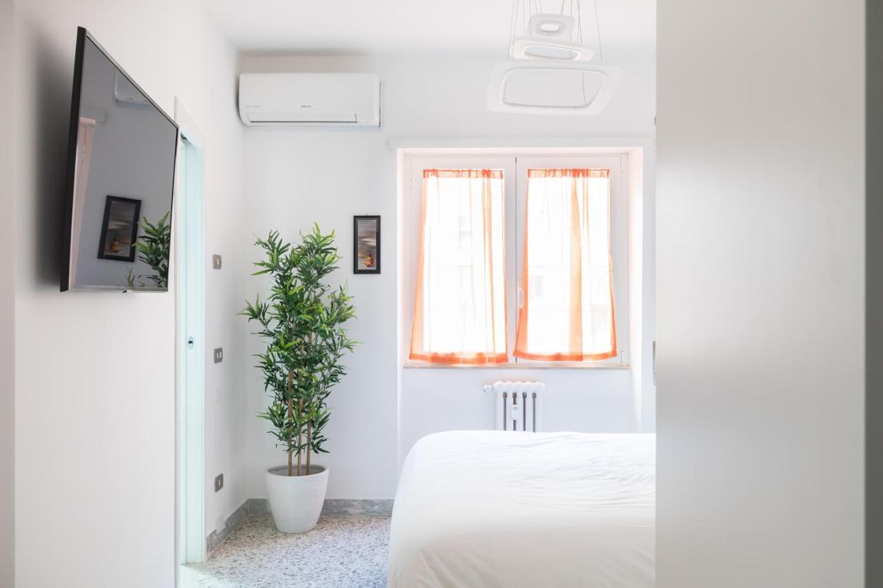 Amoretti Apartment, 6 Persone, 3 Camere, 2 Bagni, Balcone, Wi-Fi, Metro B Monti Tiburtini Rome Luaran gambar